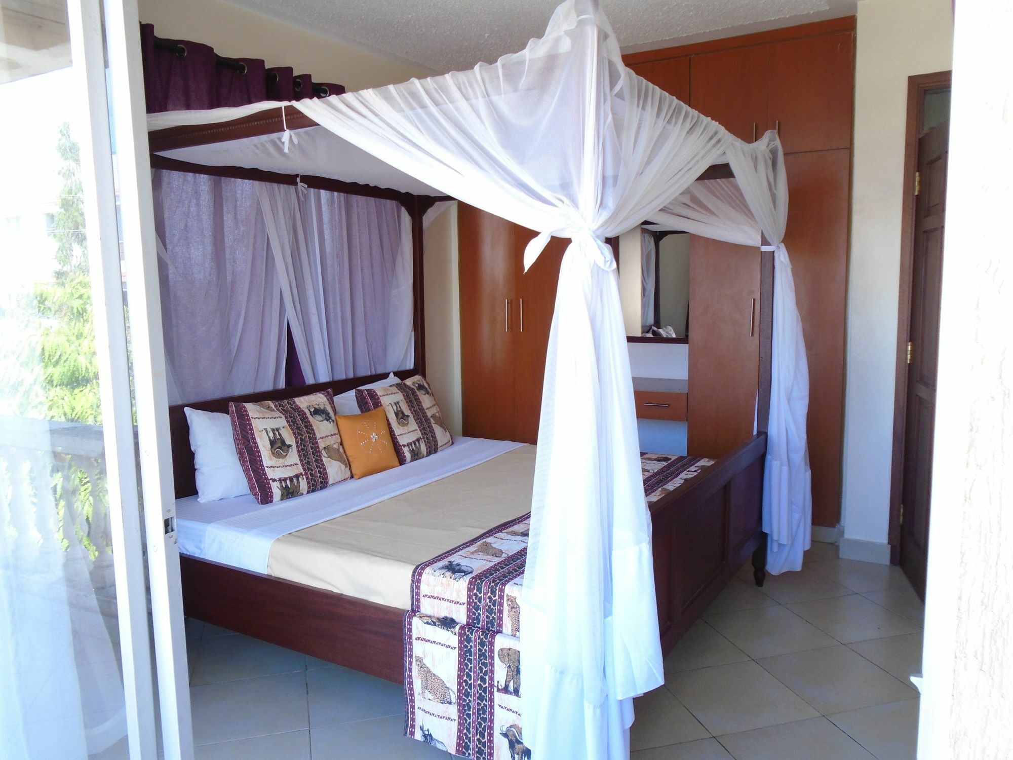 Pawenzi Serviced Apartments Mombasa Exterior foto